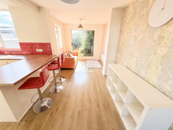 Fern Close, Wheatley Hills, Doncaster