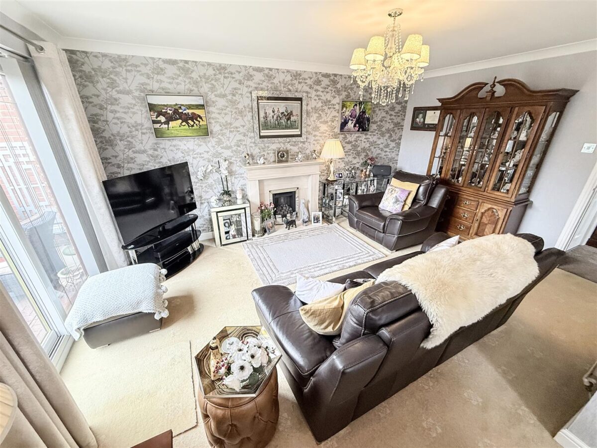 Aisby Drive, Rossington, Doncaster