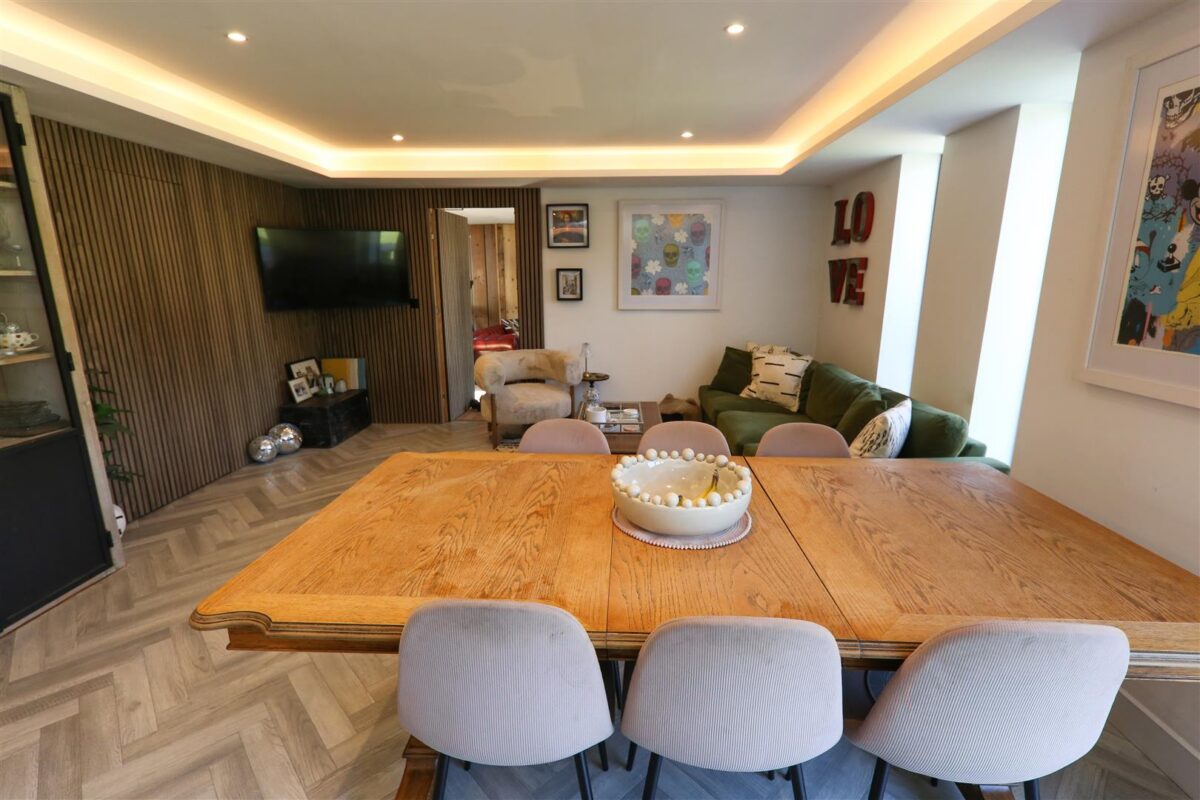 Dunniwood Avenue, Bessacarr, Doncaster