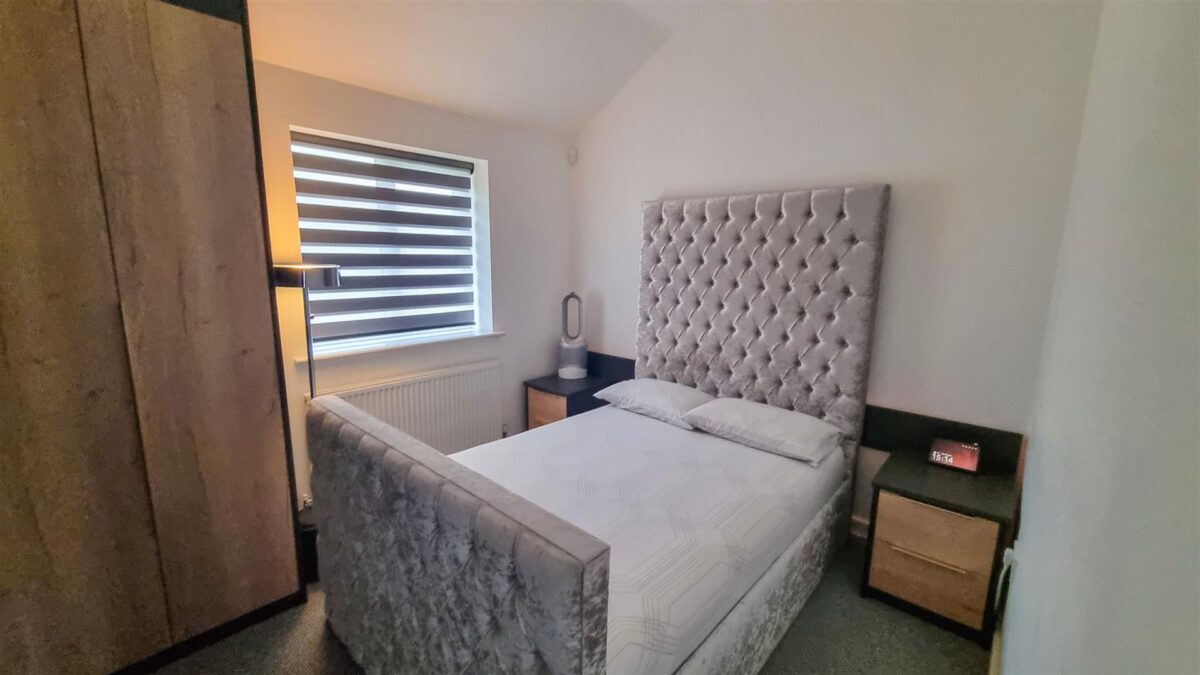 Hoddesdon Crescent, Dunscroft, Doncaster