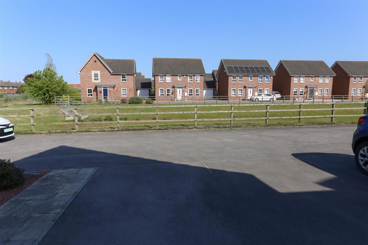 Whitmoore Drive, Auckley, Doncaster