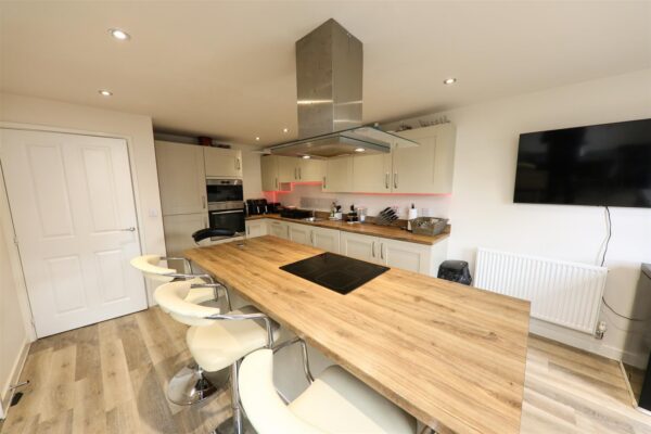 Lakeside Boulevard, Lakeside, Doncaster