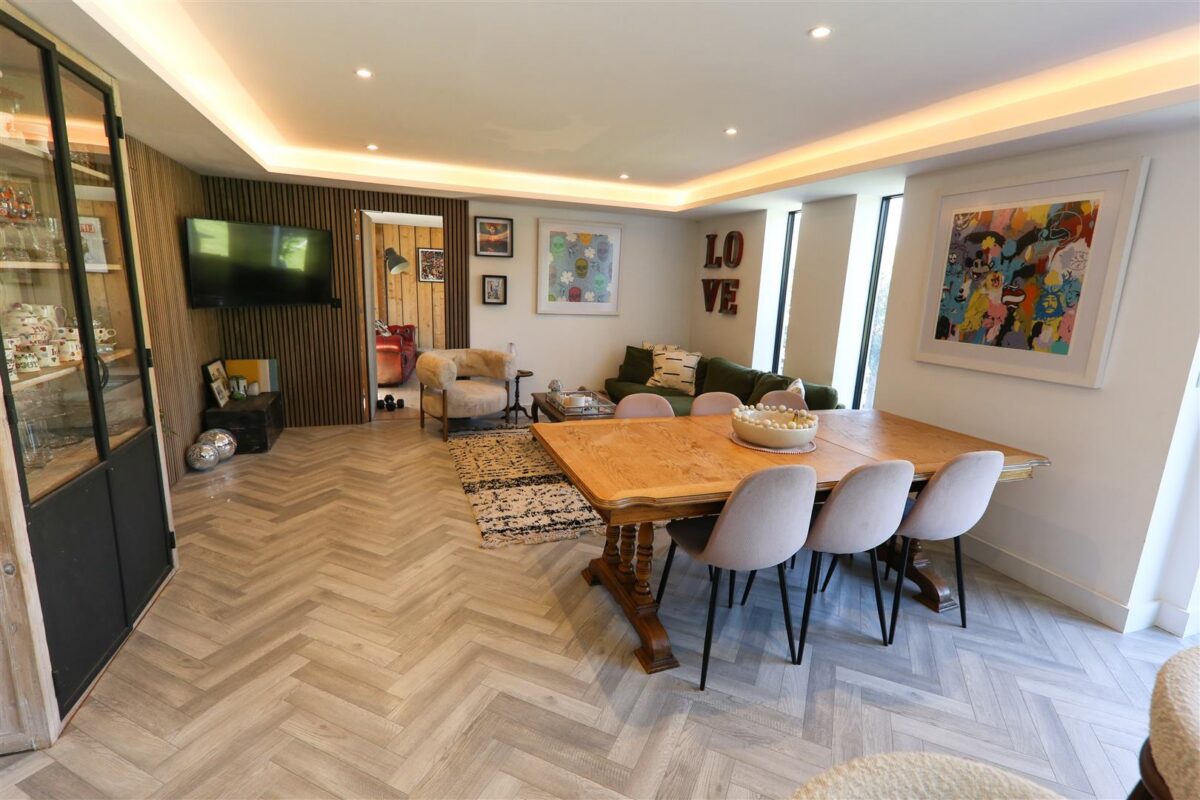 Dunniwood Avenue, Bessacarr, Doncaster