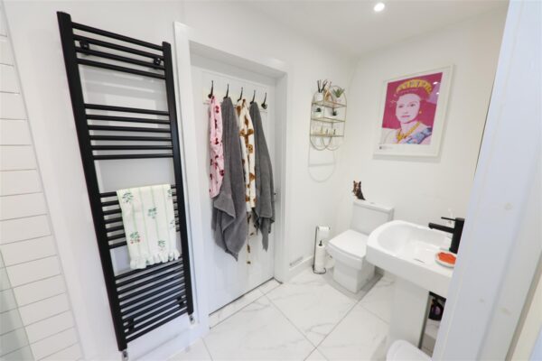 Dunniwood Avenue, Bessacarr, Doncaster