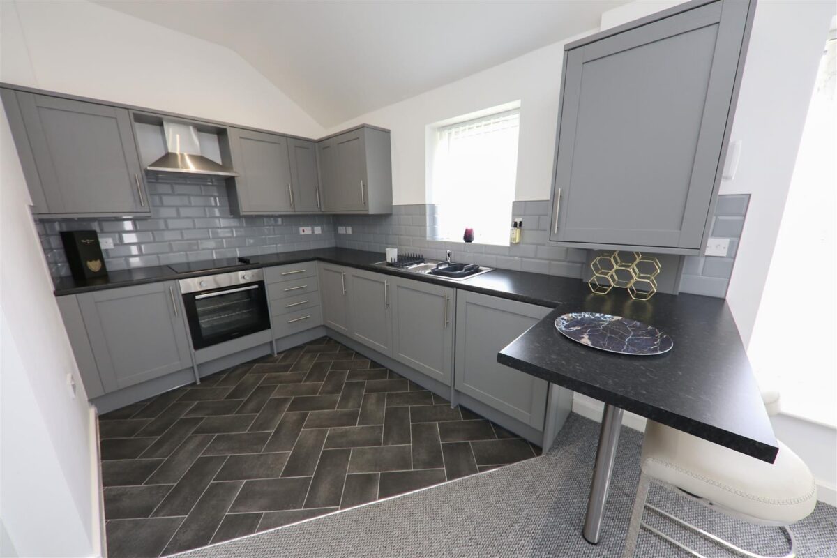 Hoddesdon Crescent, Dunscroft, Doncaster