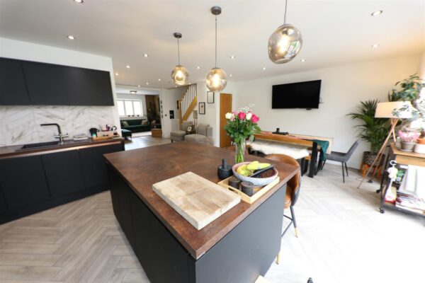 High Road, Warmsworth, Doncaster