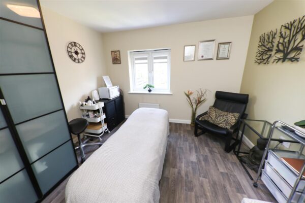 Derwent Drive, Lakeside, Doncaster