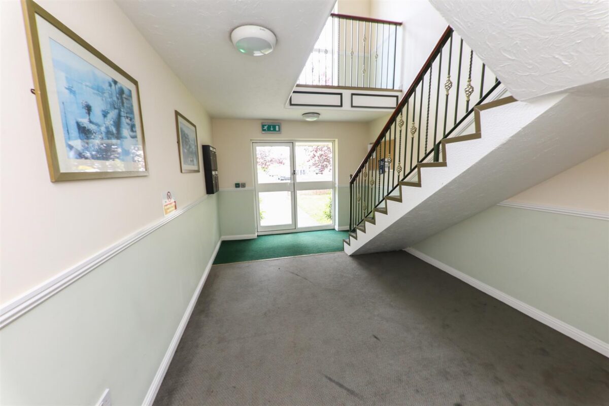 Roundhill Court, Lakeside, Doncaster