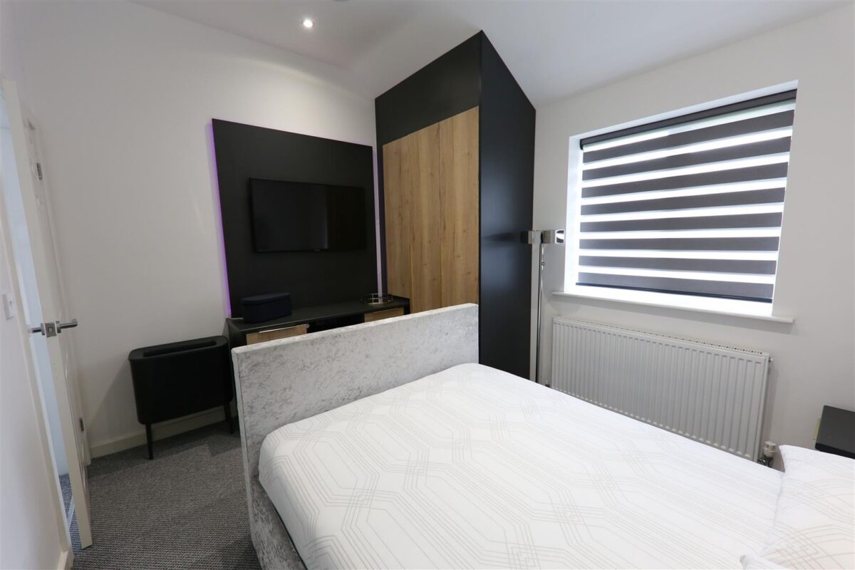 Hoddesdon Crescent, Dunscroft, Doncaster