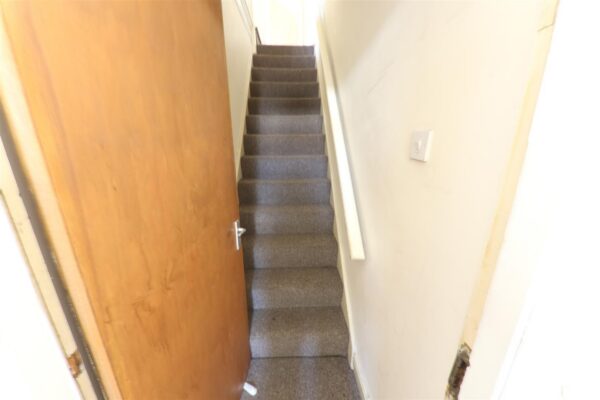 Bentley Road, Doncaster, Bentley DN5 9TG