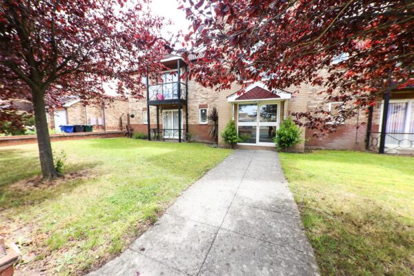 Roundhill Court, Lakeside, Doncaster