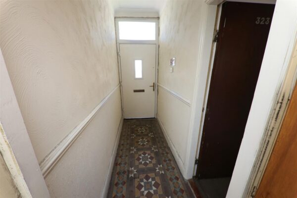 Bentley Road, Doncaster, Bentley DN5 9TG