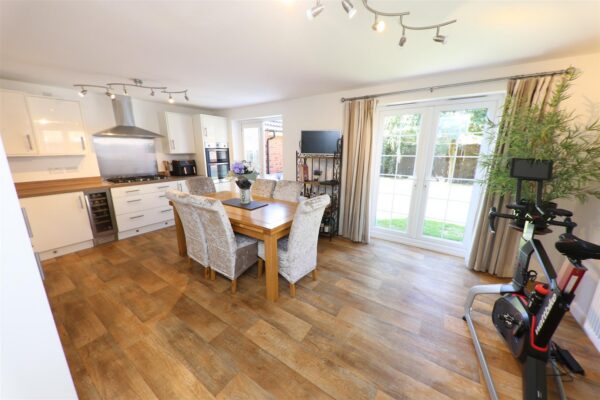 Derwent Drive, Lakeside, Doncaster