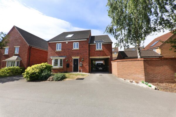 Derwent Drive, Lakeside, Doncaster
