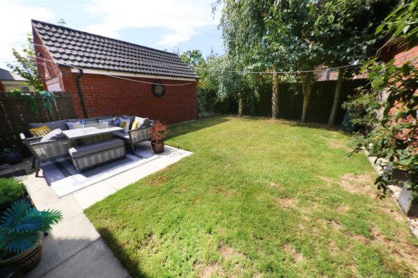 Derwent Drive, Lakeside, Doncaster