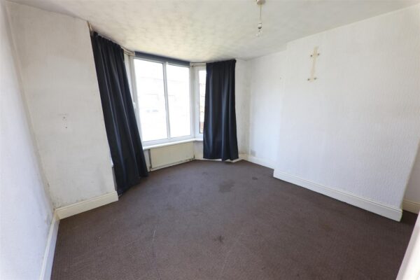 Bentley Road, Doncaster, Bentley DN5 9TG