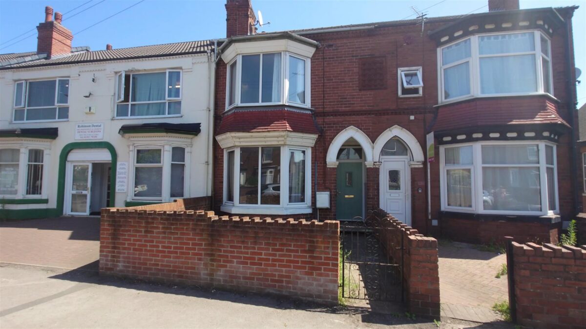 Bentley Road, Doncaster, Bentley DN5 9TG