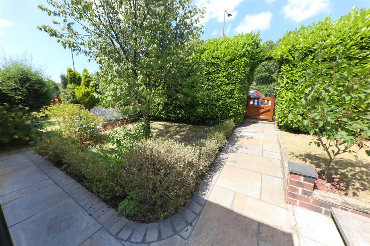 Sheffield Road, Warmsworth, Doncaster