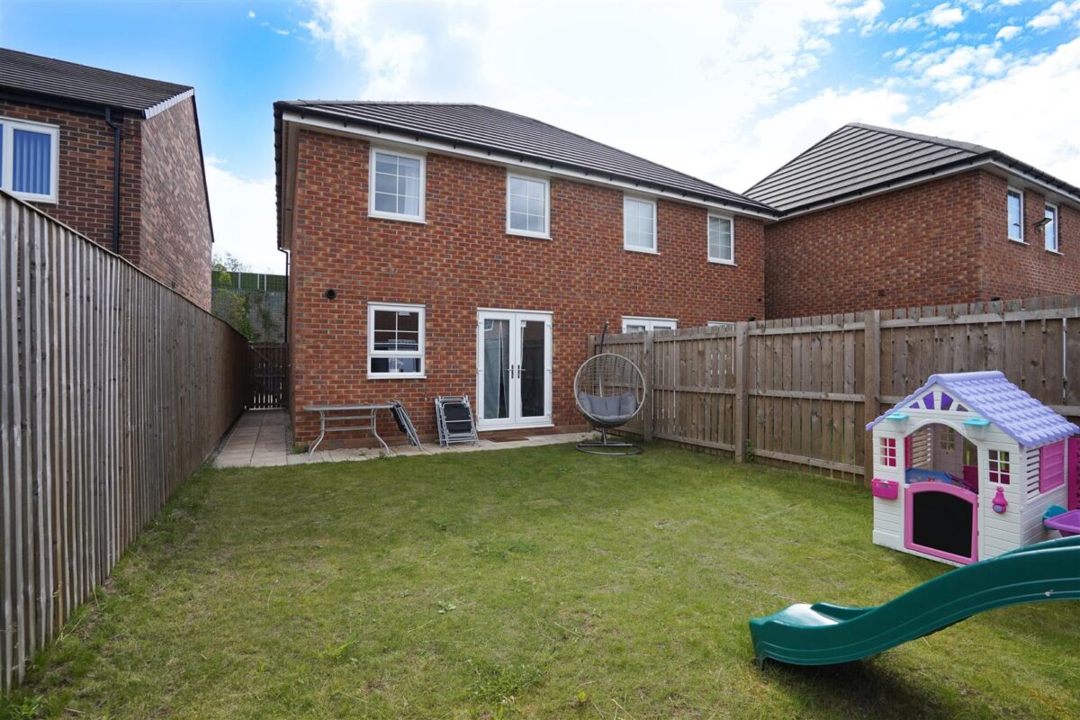 Collier Close, Rossington, Doncaster