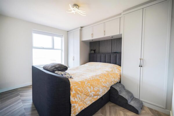 Dove Mews, Lakeside, Doncaster