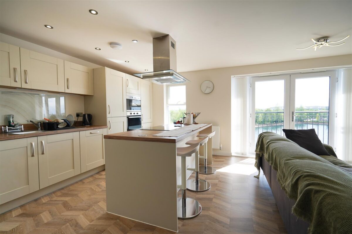 Dove Mews, Lakeside, Doncaster
