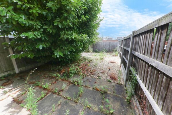 Harris Road, Doncaster