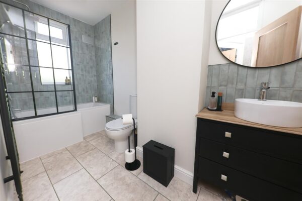 Adlard Road, Wheatley Hills, Doncaster