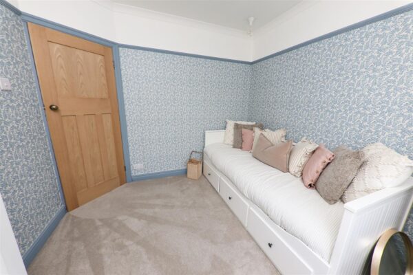 Adlard Road, Wheatley Hills, Doncaster