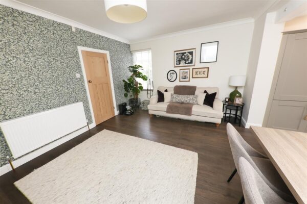 Adlard Road, Wheatley Hills, Doncaster