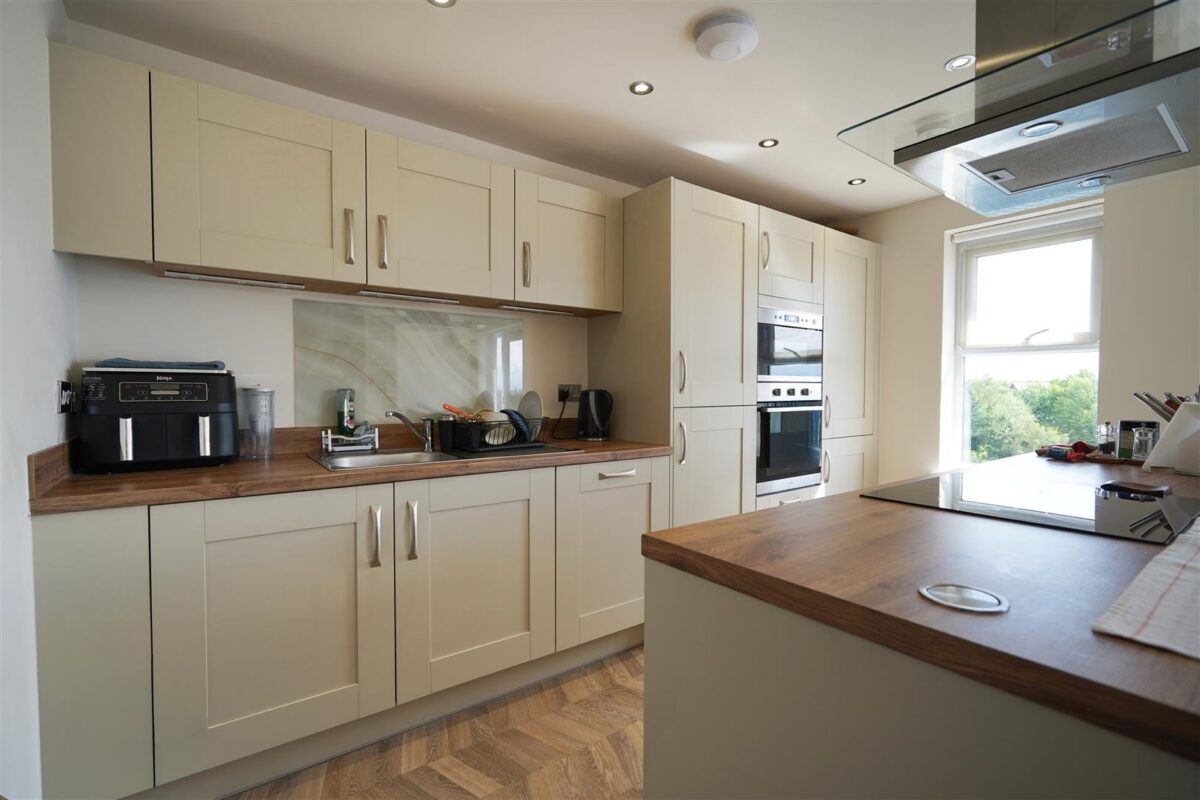Dove Mews, Lakeside, Doncaster