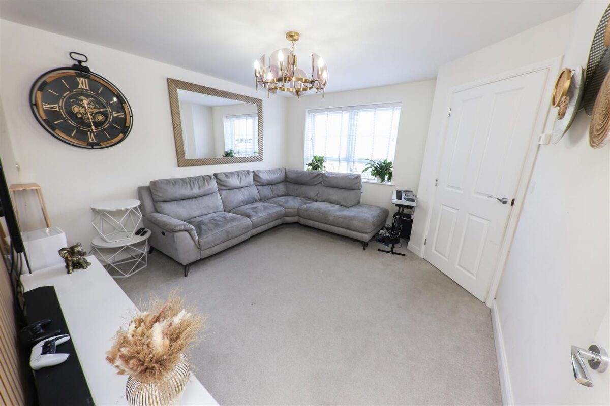 Collier Close, New Rossington, Doncaster