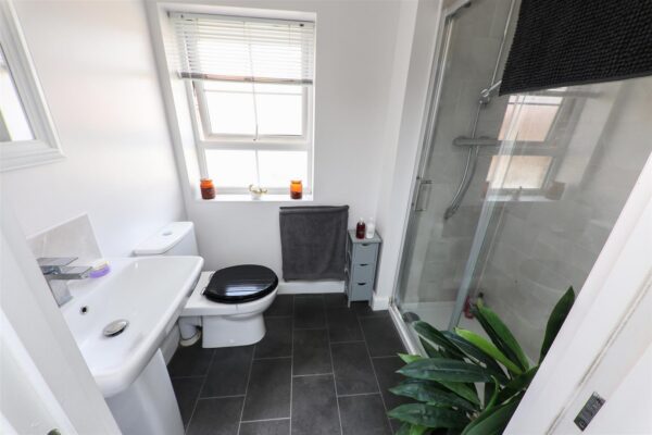 Jenkin Close, New Rossington, Doncaster