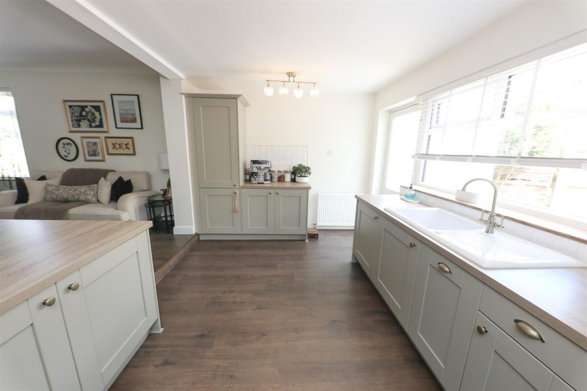Adlard Road, Wheatley Hills, Doncaster