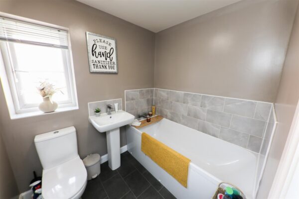 Jenkin Close, New Rossington, Doncaster