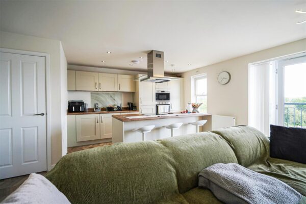 Dove Mews, Lakeside, Doncaster