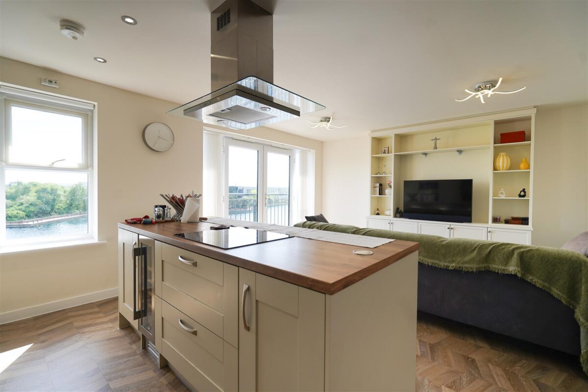Dove Mews, Lakeside, Doncaster