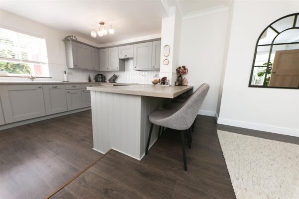 Adlard Road, Wheatley Hills, Doncaster