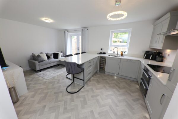 Riverside Lane, Wheatley, Doncaster