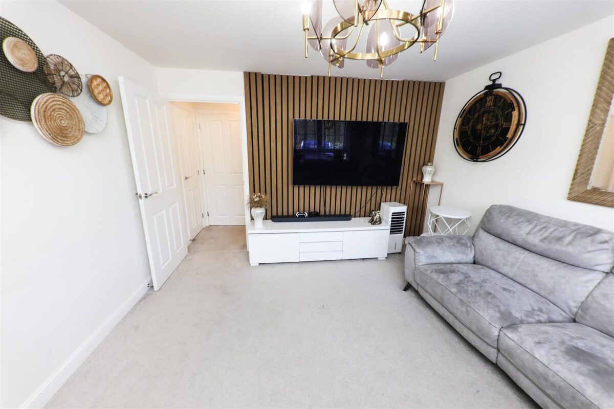 Collier Close, New Rossington, Doncaster