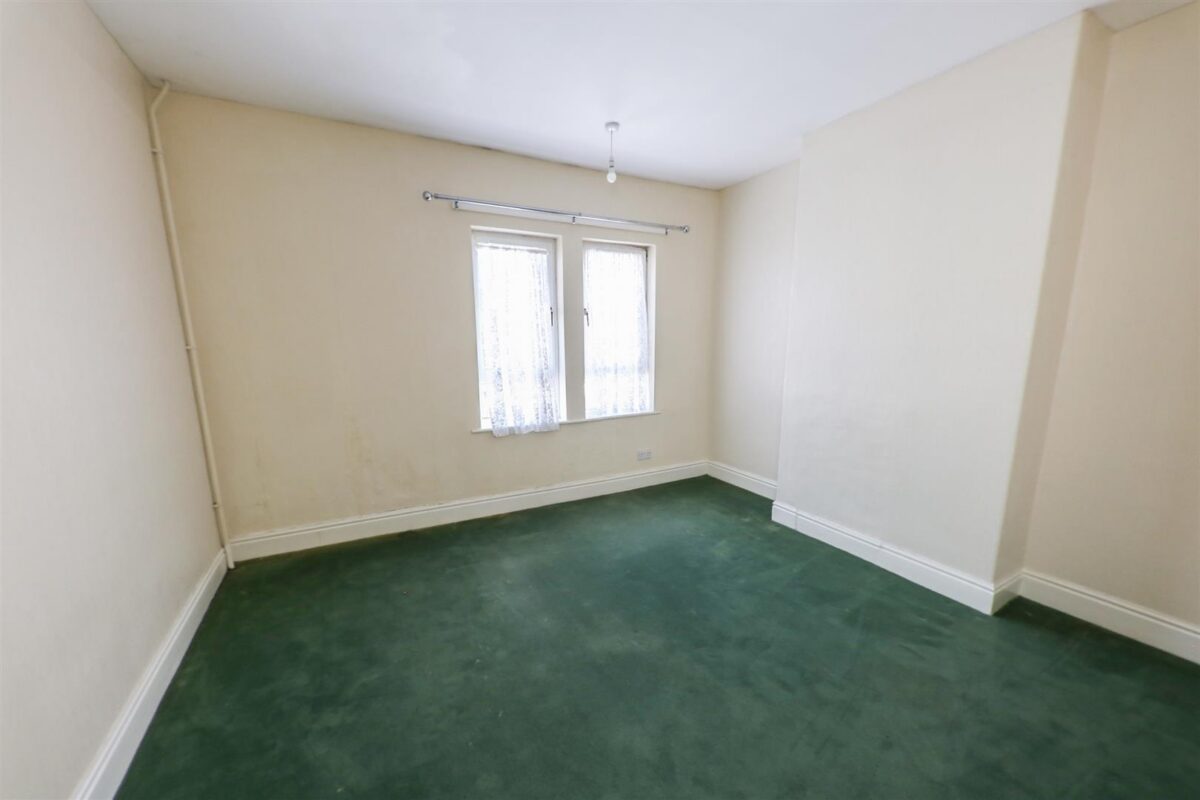 Royston Avenue, Bentley, Doncaster