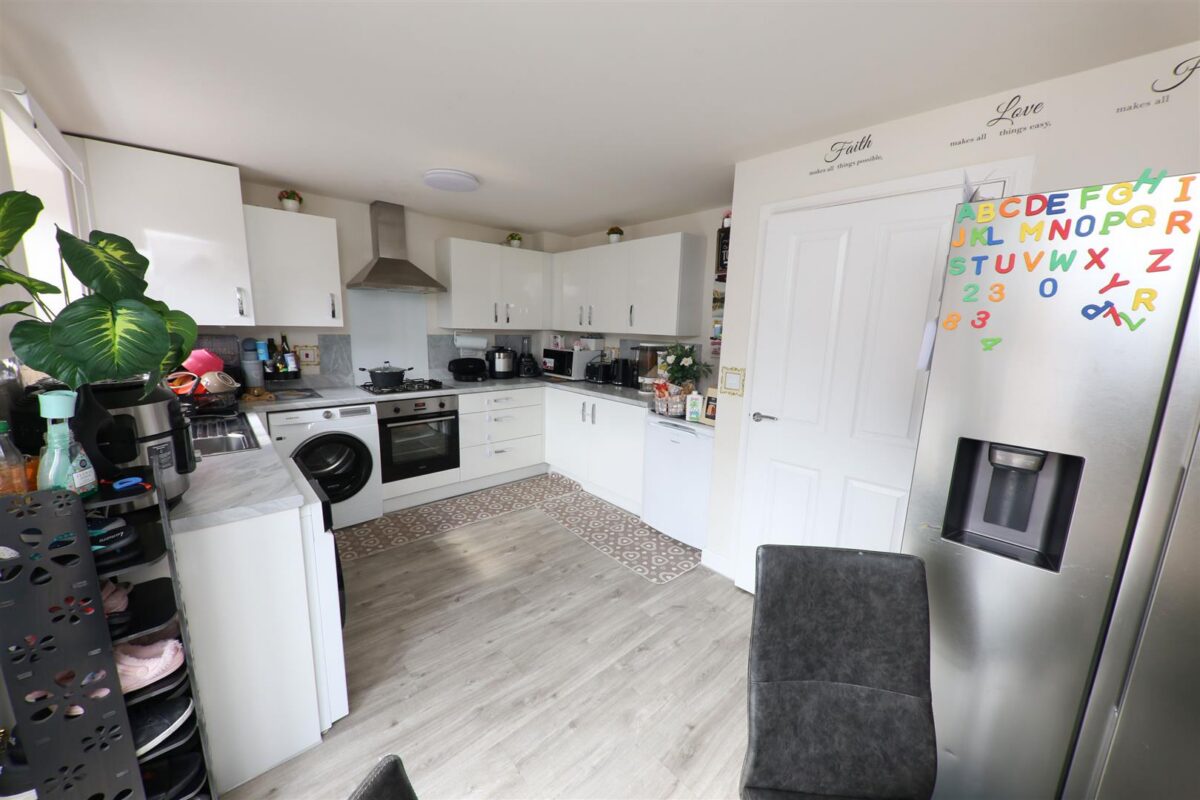 Woodland Crescent, Hatfield, Doncaster
