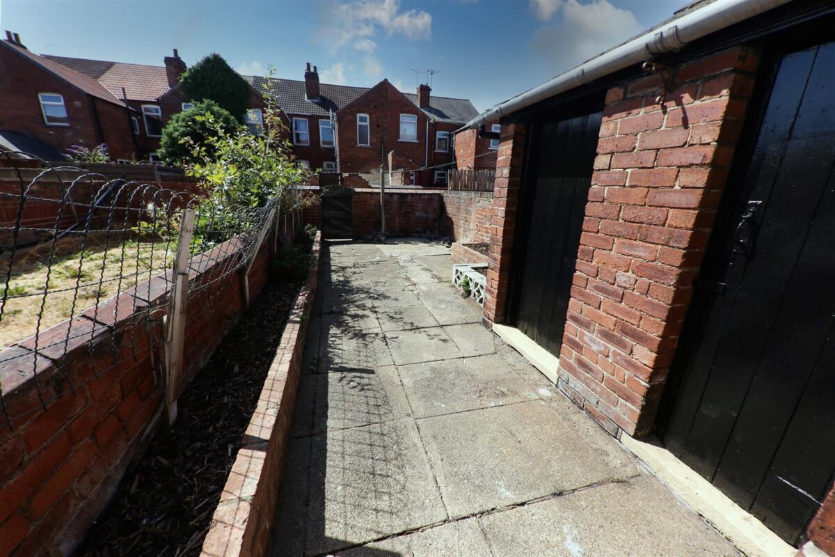 Royston Avenue, Bentley, Doncaster