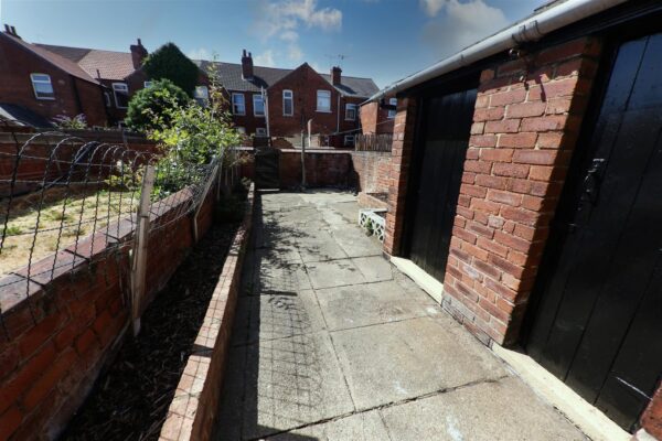 Royston Avenue, Bentley, Doncaster