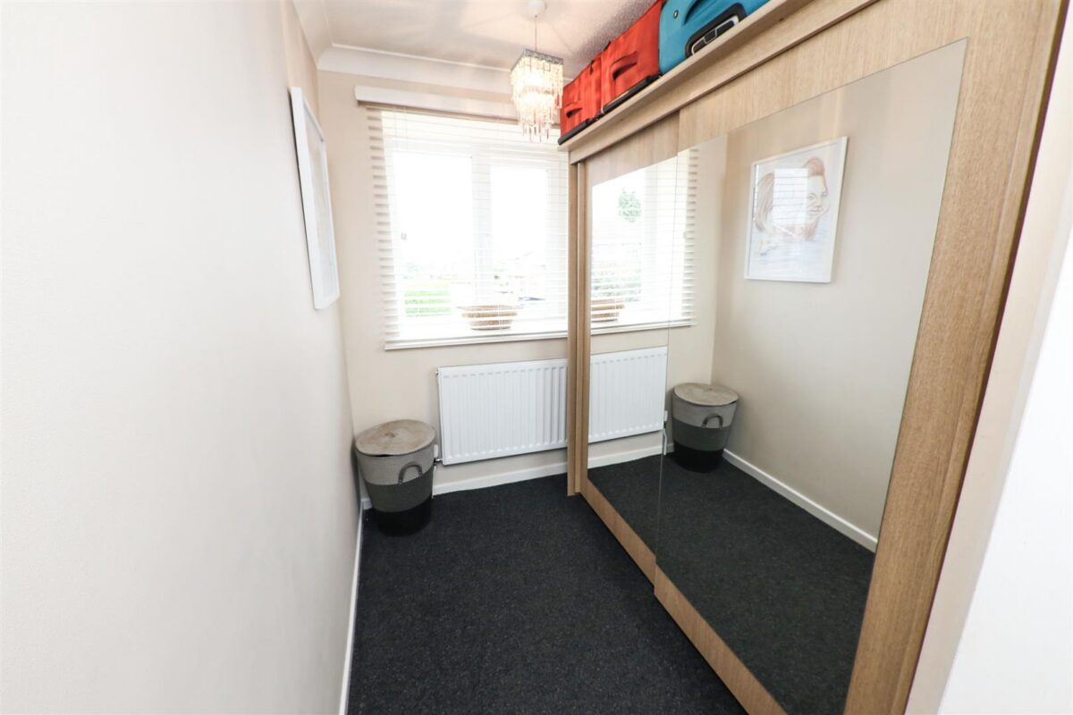 Farringdon Drive, New Rossington, Doncaster