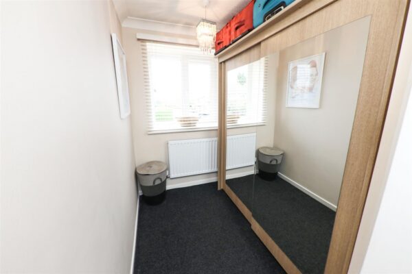 Farringdon Drive, New Rossington, Doncaster