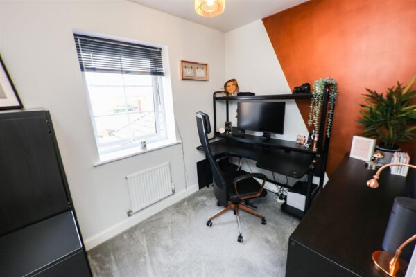 Jenkin Close, New Rossington, Doncaster