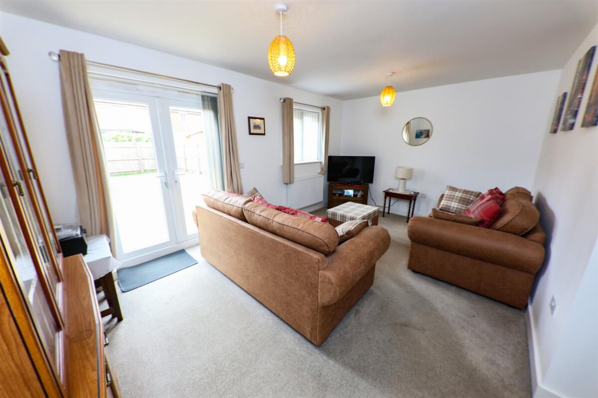 Roxbury Drive, Hatfield, Doncaster