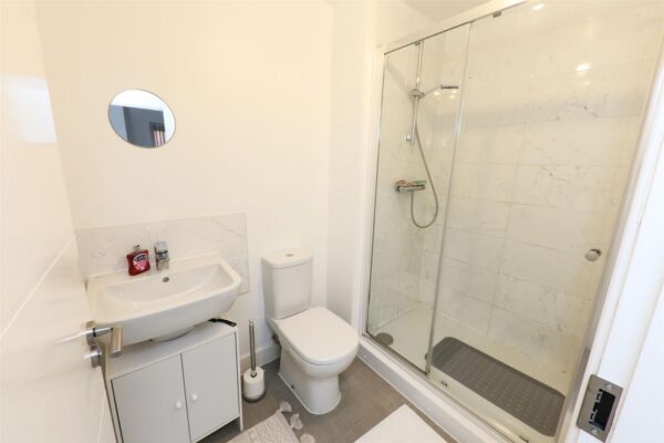 Roxbury Drive, Hatfield, Doncaster