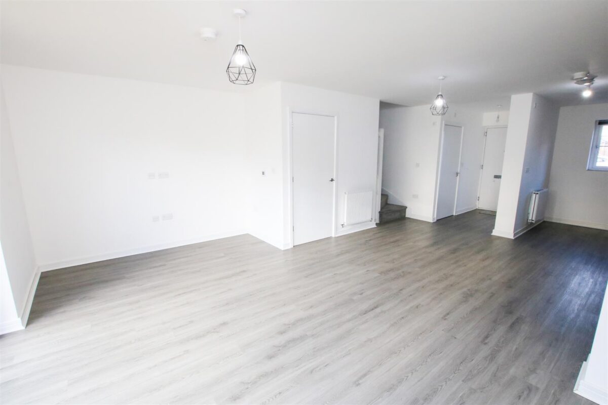 New Hills Road, Doncaster