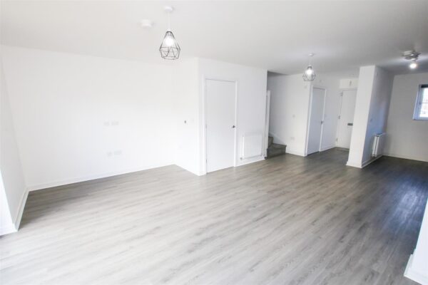 New Hills Road, Doncaster